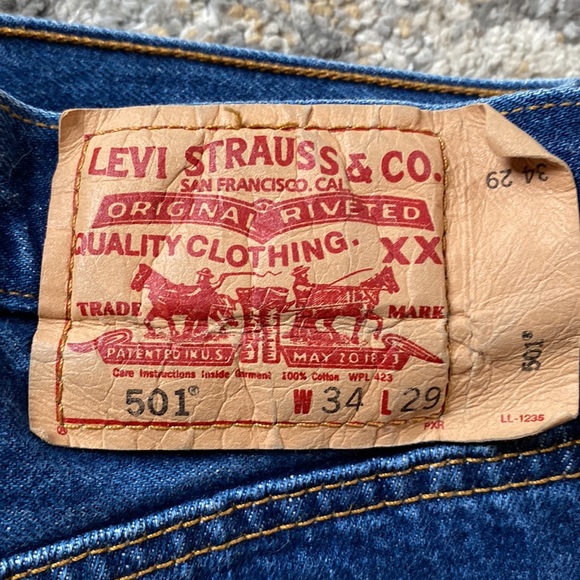 Vintage LEVI 501 34x29” Blue wash straight leg - Picture 2 of 8